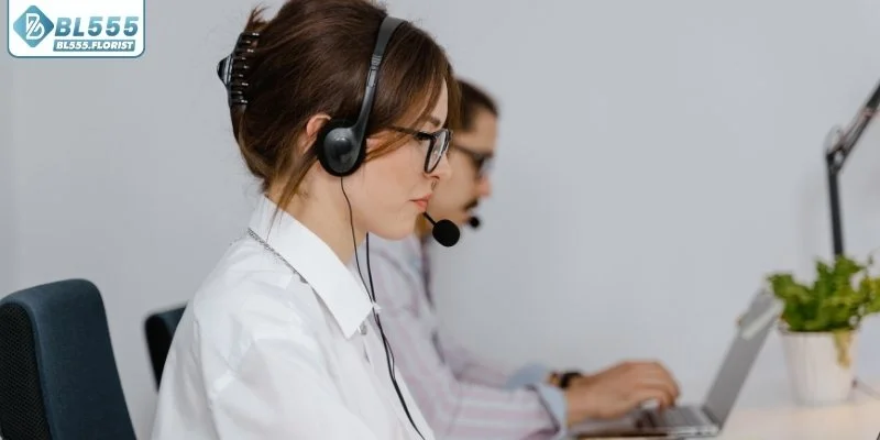 Tổng đài hotline xử lý yêu cầu ngay lập tức
